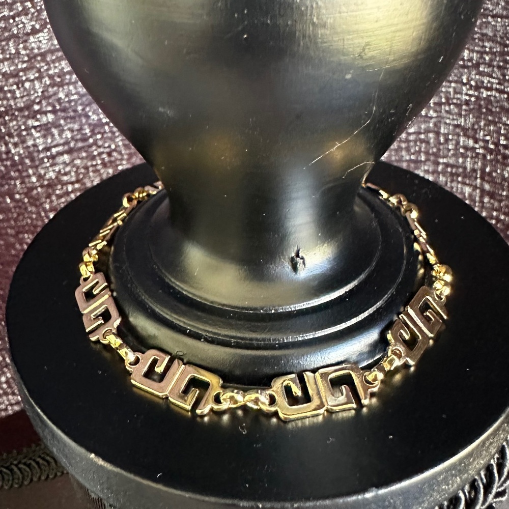 Givency Vintage "GG" bracelet - 8" length